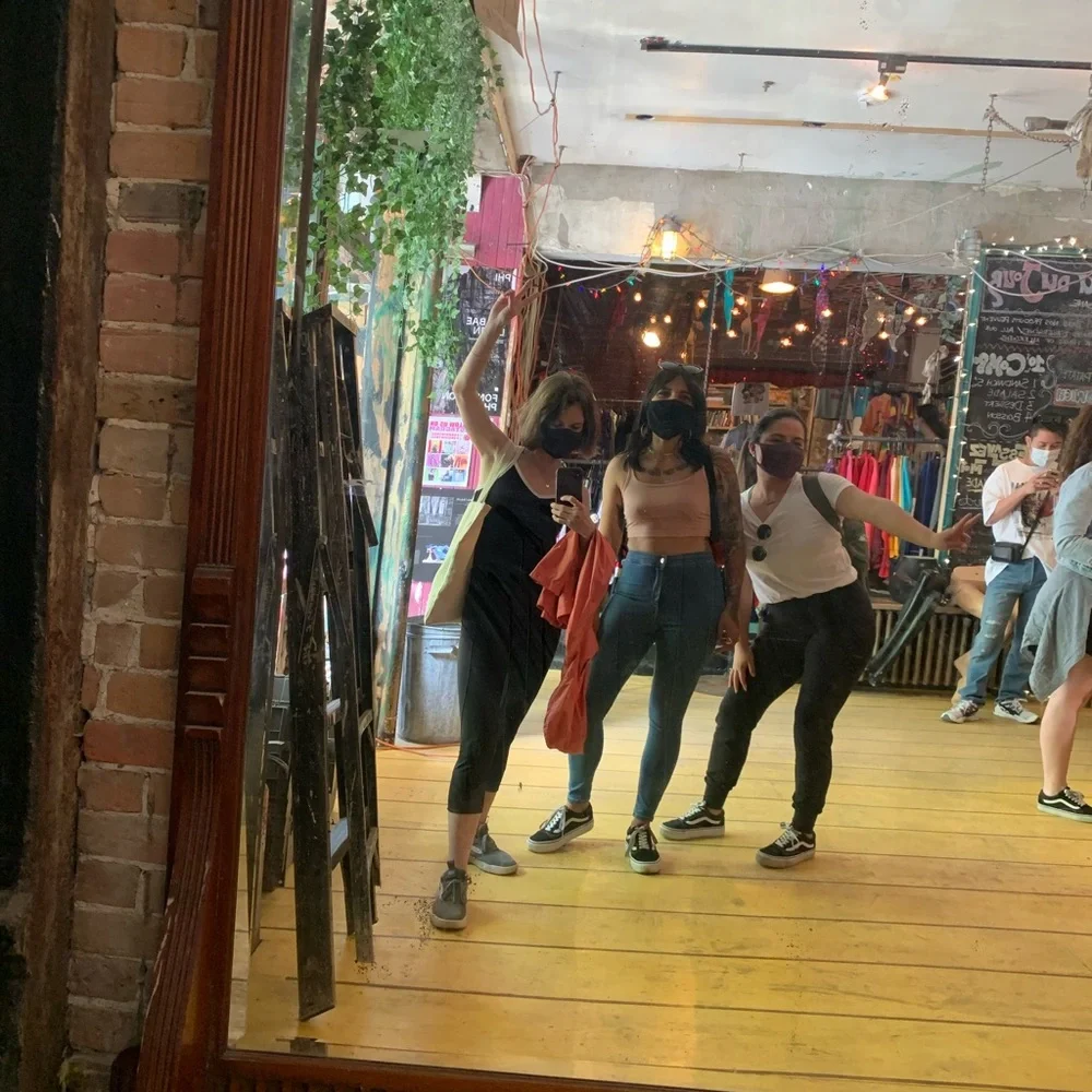 Posh N Sip Montreal ✨ - Picture 11 of 15